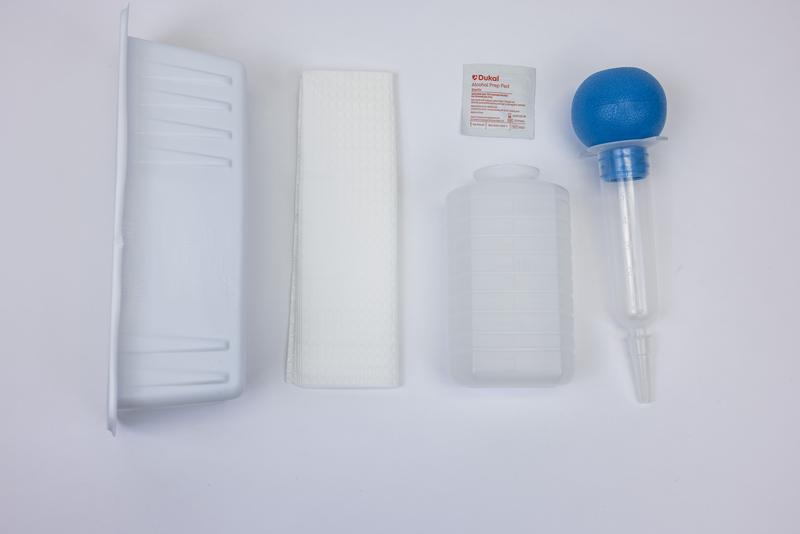 LSL 60 ML BULB IRRIGATION TRAY, PREMIUM, STERILE, 500 ML GRADUATED CONTAINER, 60 ML BULB SYRINGE, 500ML GRADUATED CONTAINER, TIP PROTECTOR, WATERPROOF DRAPE, ALCOHOL WIPE, 1200ML GRADUATED COLLECTION TRAY, 20 EA/CA