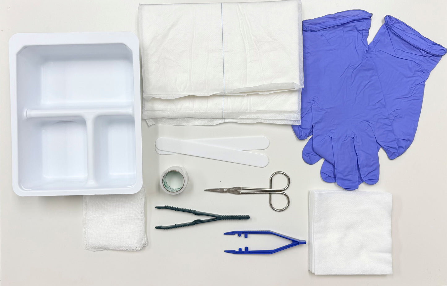 LSL WOUND DRESSING TRAY, MAJOR, 3X3 AND 4X4 GAUZE, FORCEPS PLASTIC POINTED, LIFT FORCEPS, S/B SCISSORS WIRE, PLASTIC SPATULAS, NITRILE GLOVES POWDER FREE, ABD PAD 8X10, ROLL OF HYPOALLERGENIC TAPE 1X54, 3-COMPARTMENT TRAY, STERILE, 20 EA/CA