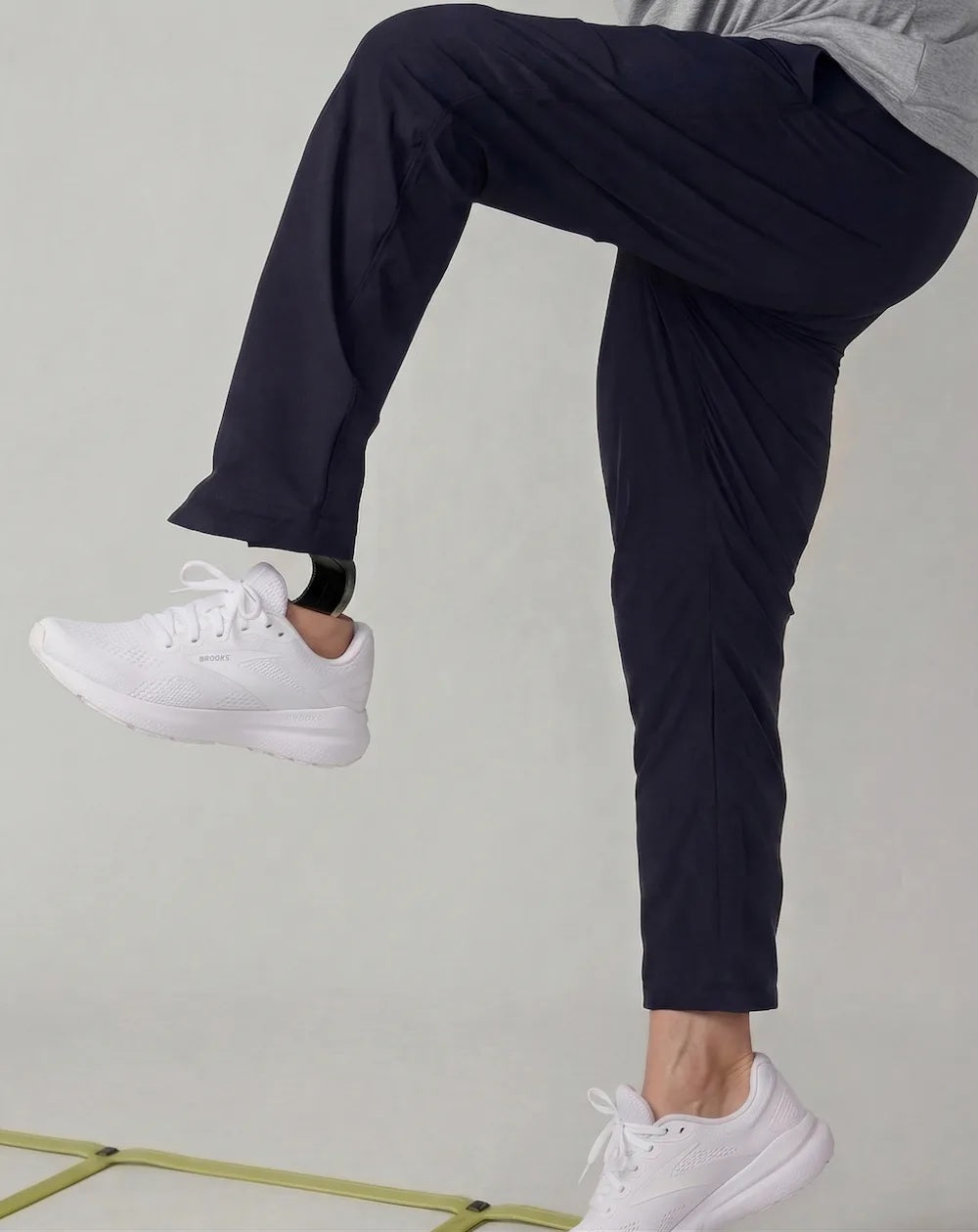 Aurushi Women's Kintsugi Jogger, Navy, Medium, Adaptive Performance Pant, Woven, 89% Nylon/11% Elastane, Single Unit (1 EA), Made in Vietnam