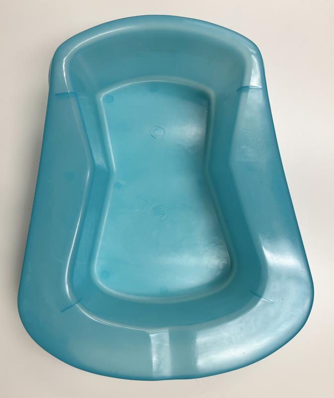 LSL BED PAN GOLD, PONTOON, STACKABLE, 20 EA/CA NOTE THAT COLOR PICTURED MAY NOT BE THE COLOR RECEIVED